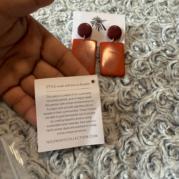 Noonday‎ Collection Earrings Made in Ecuador Brown Orange New - Picture 3 of 4